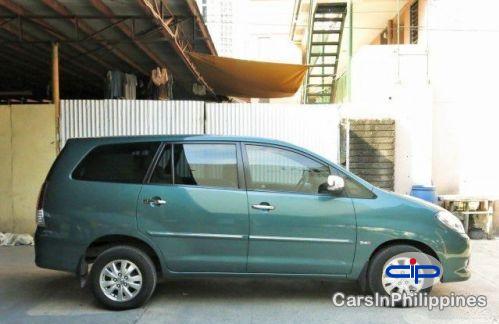 Toyota Innova Automatic 2010
