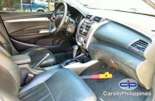 Honda City Automatic 2010 - image 3