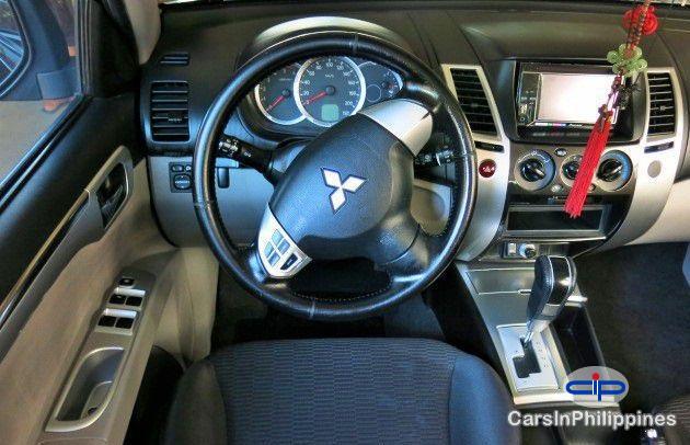 Mitsubishi Montero Sport 2010 - image 3