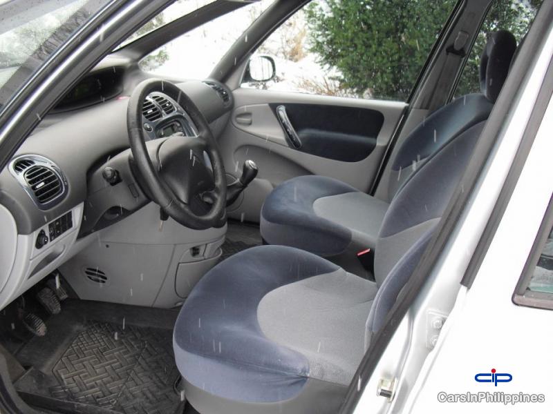 Citroen Xsara Picasso Manual 2003 - image 3