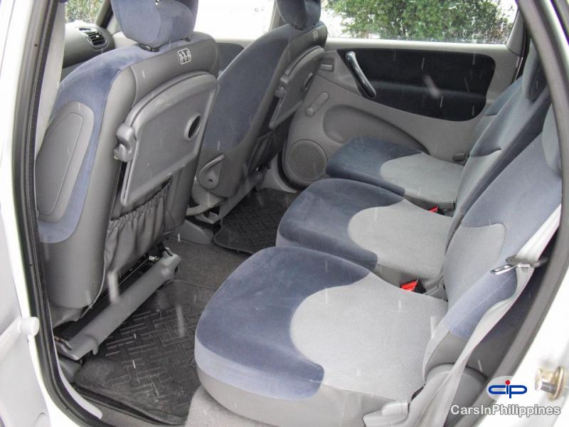 Citroen Xsara Picasso Manual 2003 - image 4
