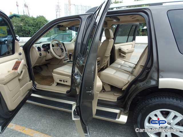 Ford Explorer in Tarlac
