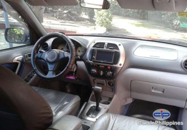 Toyota RAV4 Automatic 2013 - image 2