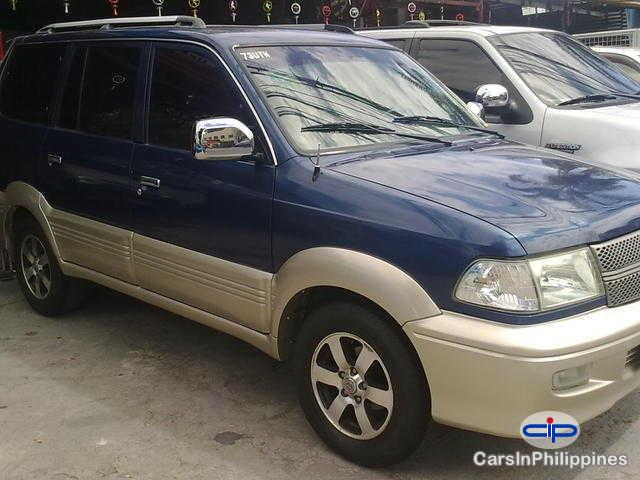 Picture of Toyota Revo