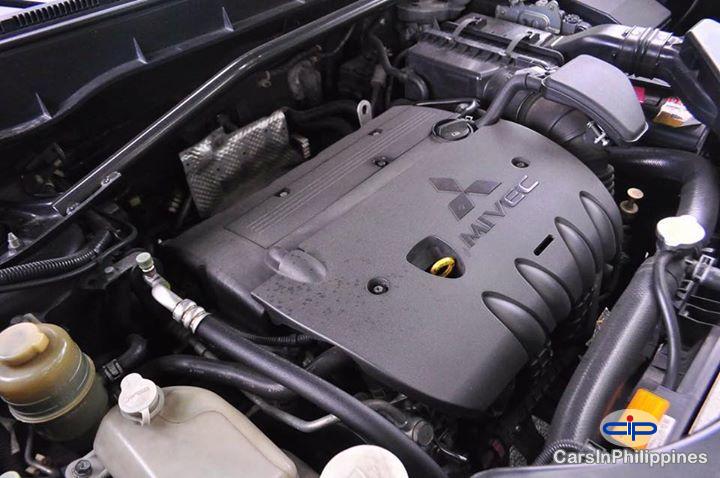 Mitsubishi Outlander Automatic 2015 in Laguna