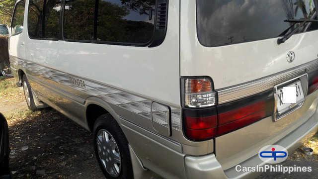 Toyota Granvia - image 3