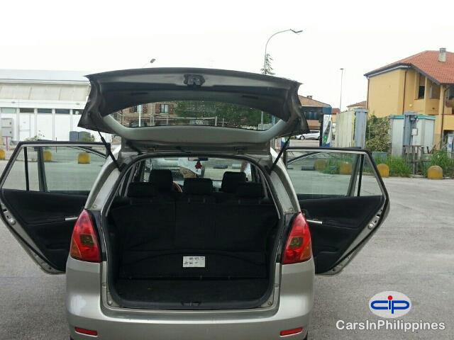 Picture of Toyota Corolla Manual 2002 in Basilan