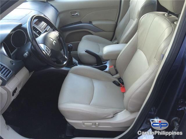 Picture of Mitsubishi Outlander Manual 2003 in Basilan