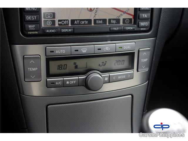 Toyota Avensis Manual 2002 in Basilan - image