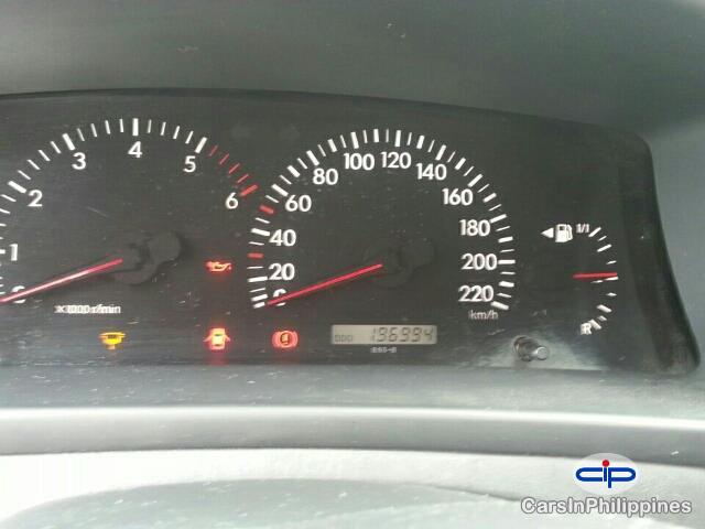 Toyota Corolla Manual 2002 - image 9