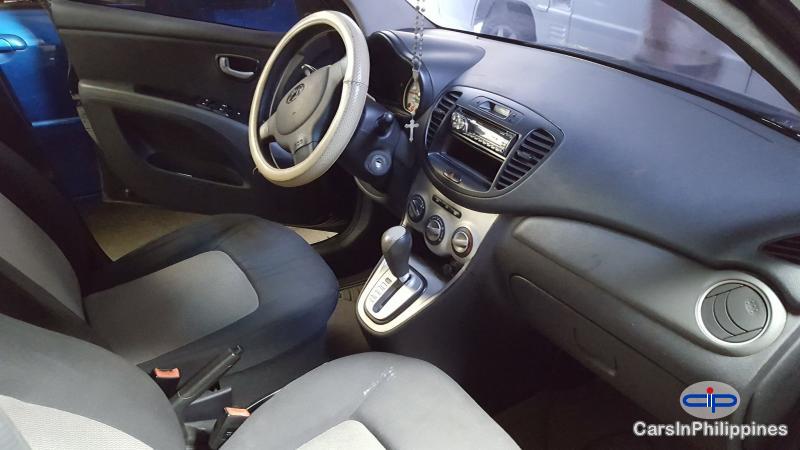 Hyundai i10 Automatic - image 3