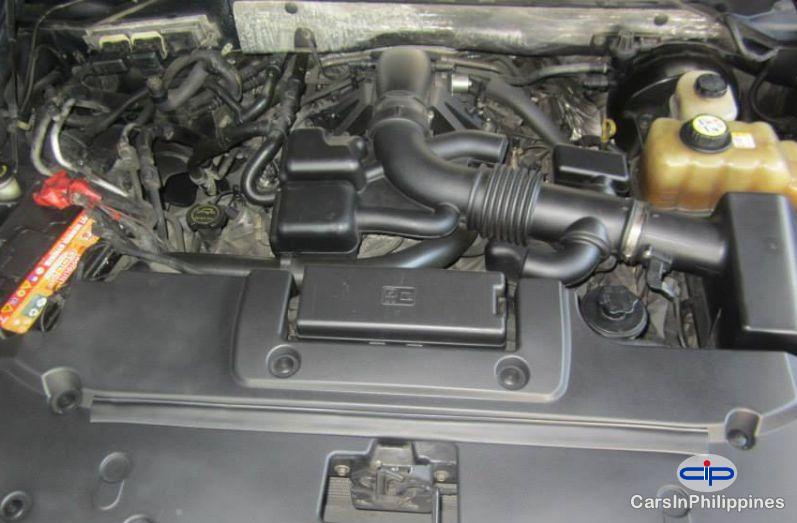 Ford Expedition Automatic - image 3