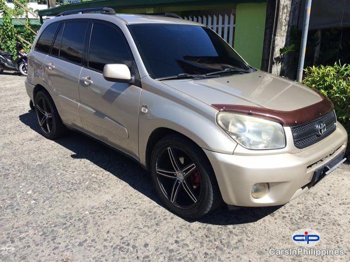 Toyota RAV4 Manual 2005