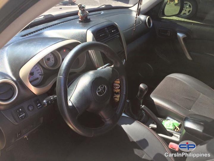 Toyota RAV4 Manual 2005 in Sorsogon