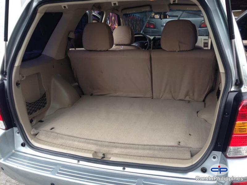 Ford Escape Automatic 2004 in Quezon