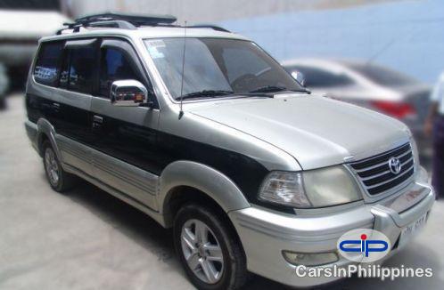 Toyota Revo Automatic 2004 - image 2