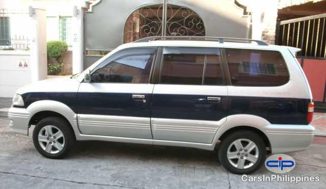 Toyota Revo - image 2