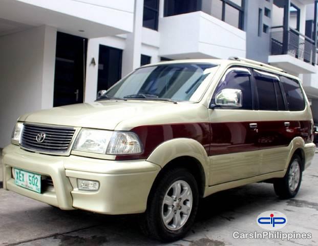 Toyota Revo