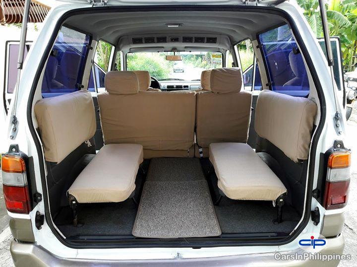Toyota Revo Manual 2000 - image 6