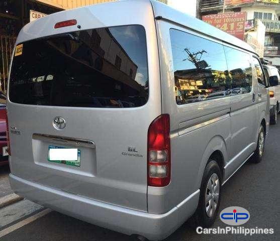 Toyota Hiace Manual - image 2