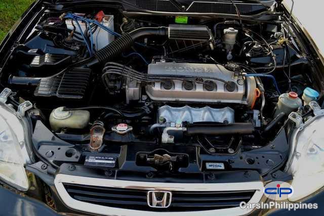 Honda Civic Automatic - image 2