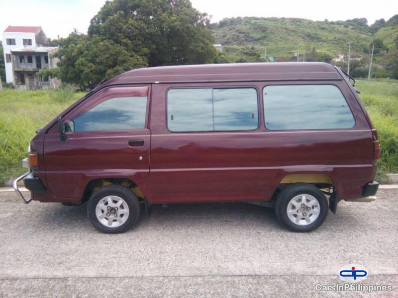 Picture of Toyota LiteAce Manual 1991