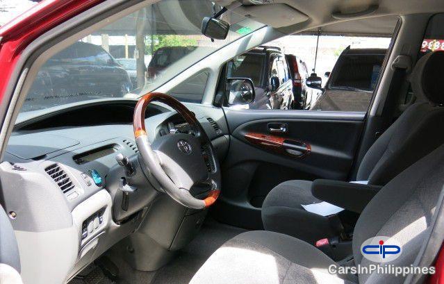 Toyota Previa Automatic - image 5