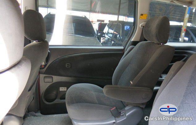 Toyota Previa Automatic - image 8