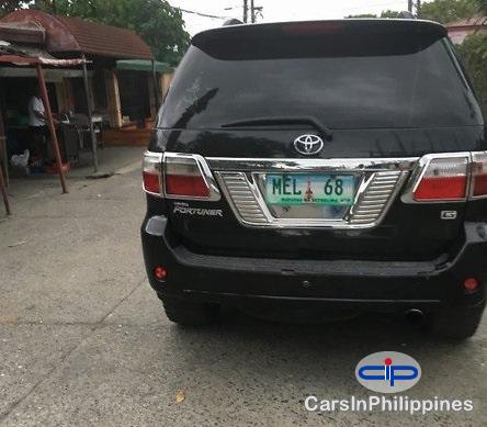 Toyota Fortuner Automatic 2011 - image 3