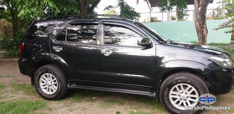 Picture of Toyota Fortuner Automatic 2007