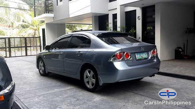 Honda Civic Automatic - image 2