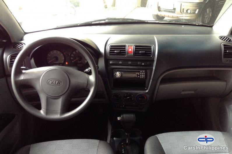 Honda City Manual - image 2