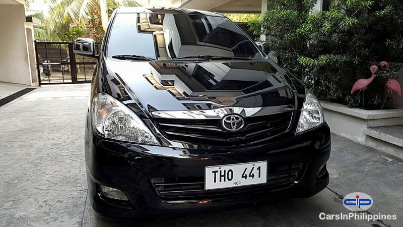 Picture of Toyota Innova Automatic