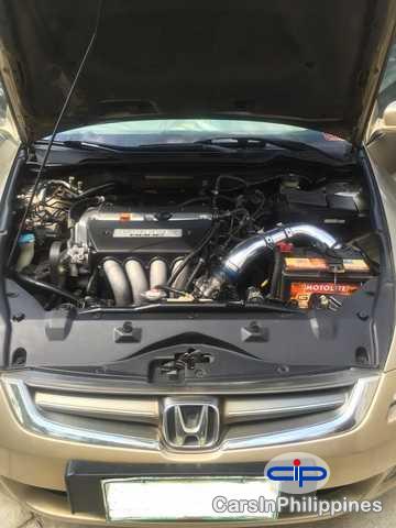Honda Accord Automatic 2004 - image 2