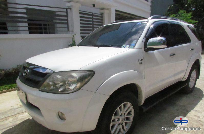 Pictures of Toyota Fortuner Automatic