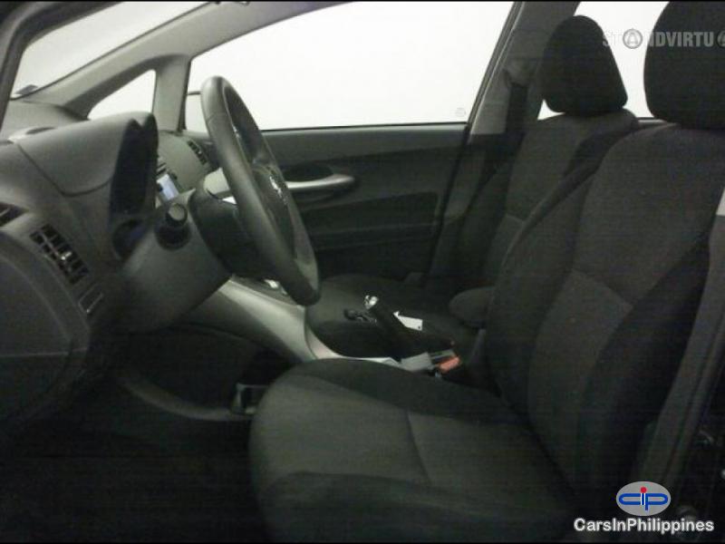 Toyota Auris Manual 2012 - image 3