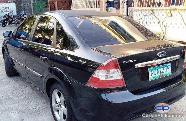 Ford Focus Automatic - image 8