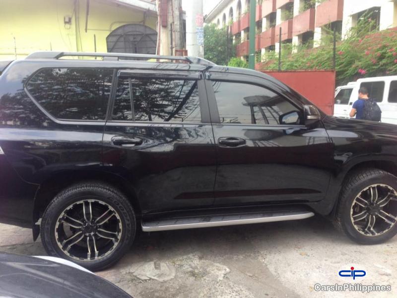 Toyota Fortuner Manual 2012 in Ilocos Norte - image