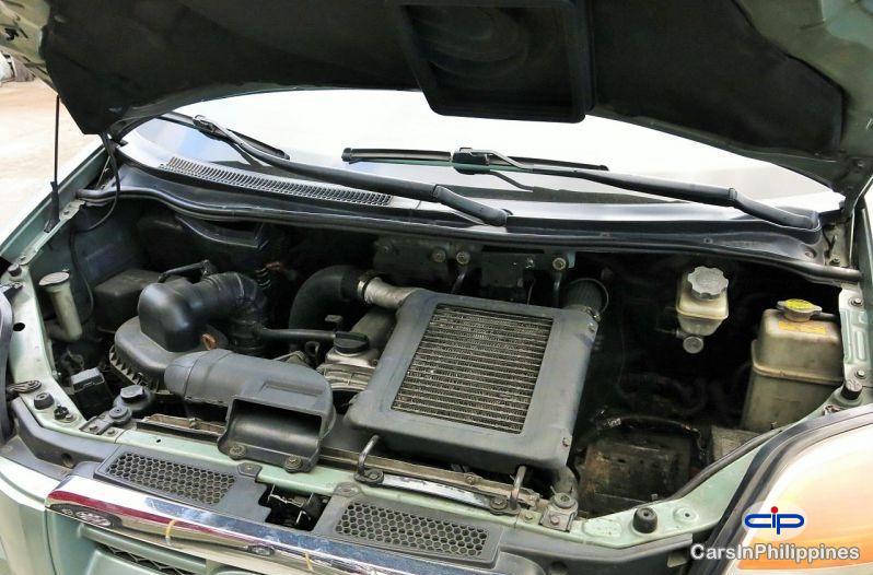 Hyundai Starex Automatic - image 8