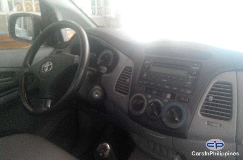Toyota Innova Manual 2009 in Metro Manila