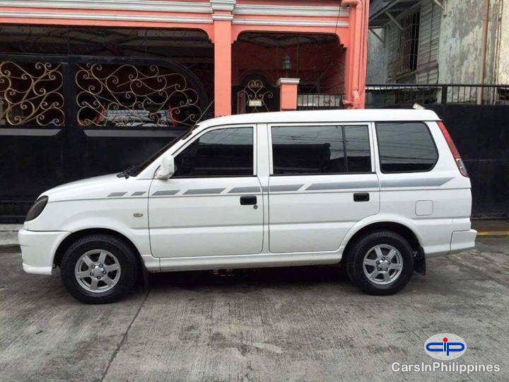 Mitsubishi Adventure Manual 2011