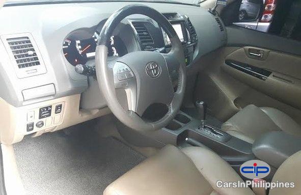Toyota Fortuner Automatic 2012 - image 3