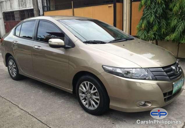Pictures of Honda City Automatic