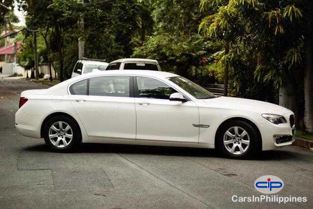 BMW Automatic 2013 - image 2