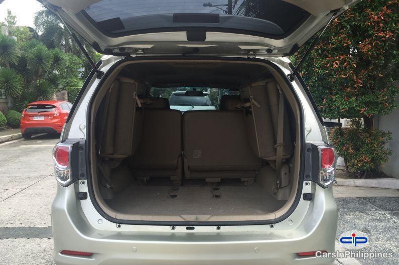 Toyota Fortuner Automatic - image 6
