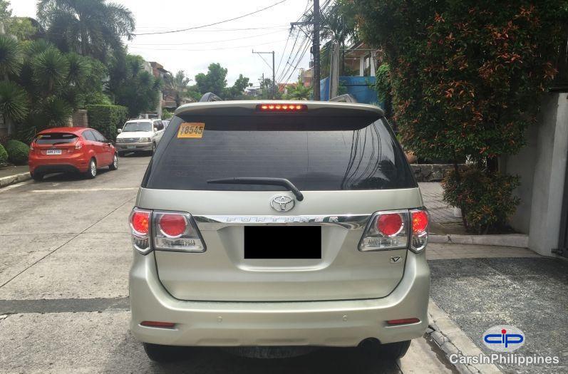 Toyota Fortuner Automatic - image 7