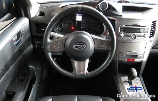 Subaru Legacy Automatic - image 3