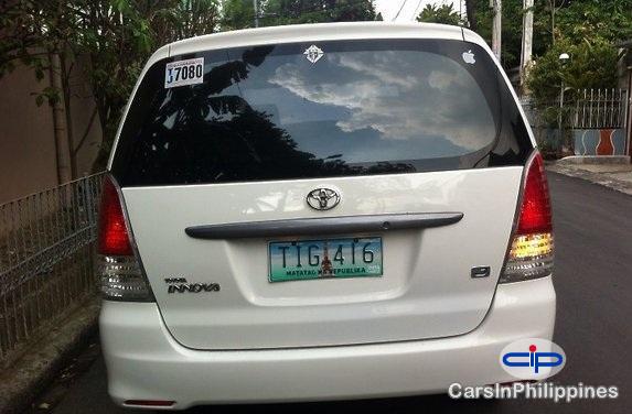 Toyota Innova Automatic 2011 - image 2