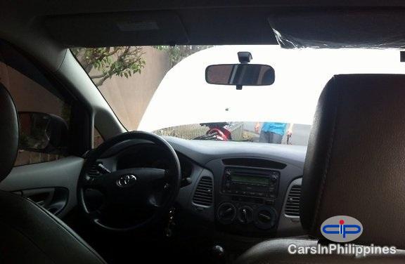 Toyota Innova Automatic 2011 - image 4