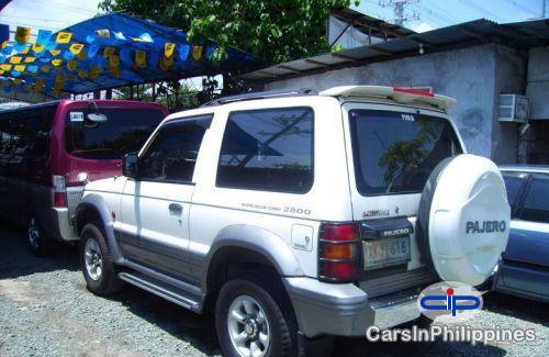 Mitsubishi Pajero Manual 2002